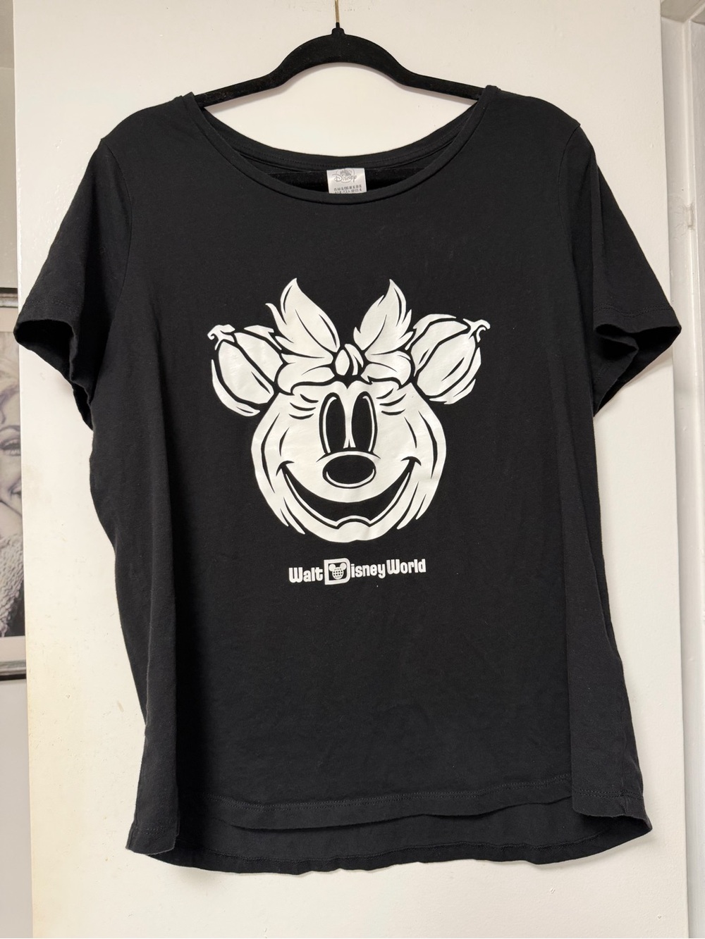 Disney Black Halloween Minnie Pumpkin Scoop Neck Tee - Women's XL